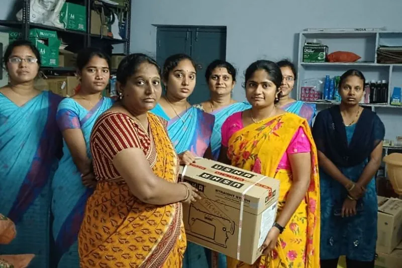 NICE Stitching Machine photo 2